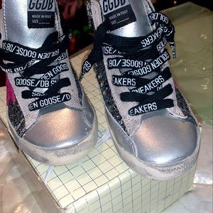 Beautiful golden goose sneakers , size 9 in box